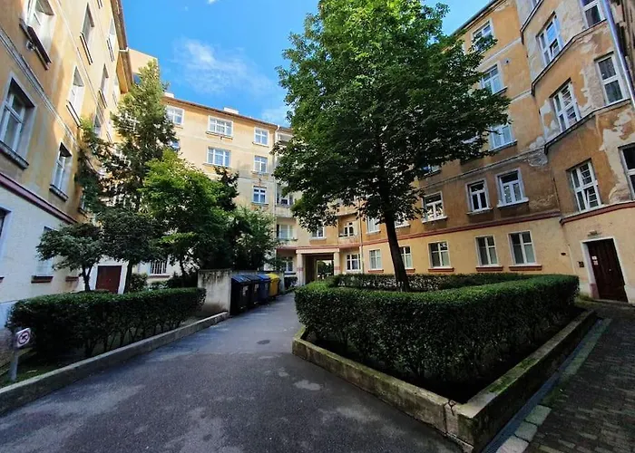 Lovely & Unique In The Historic Center. * Pressburg