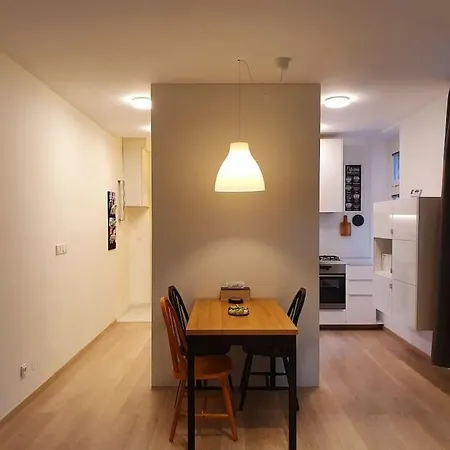 Lovely & Unique In The Historic Center. Apartament